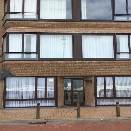 Appartement Spacieux Vue Sur Mer Бланкенберге Екстер'єр фото